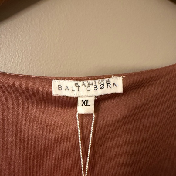 BALTIC BORN Satin Tie Front Midi Dress Copper Flutter Sleeve XL - Picture 4 of 6